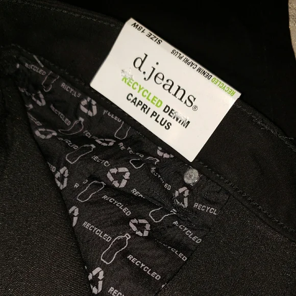 d. jeans NEW Black Lace-Up Hem Capri Pants Denim Bottoms NWT Women's 18 - Picture 10 of 15